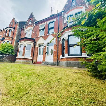Am Victorian House 호텔 루턴 외부 사진